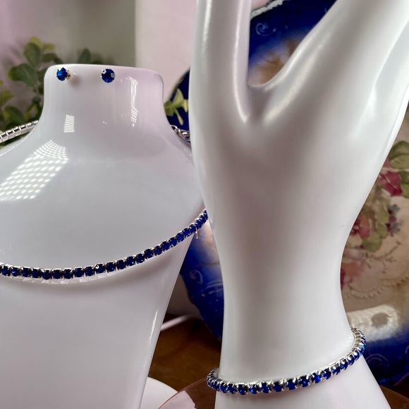 MycostSALE‼️SWAROVSKI SET !! 20 CARATS Rhodium Plated. Genuine Swarovski - Picture 5 of 13